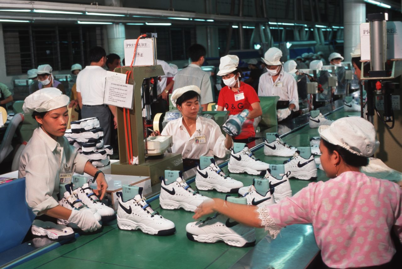 công nhân Nike