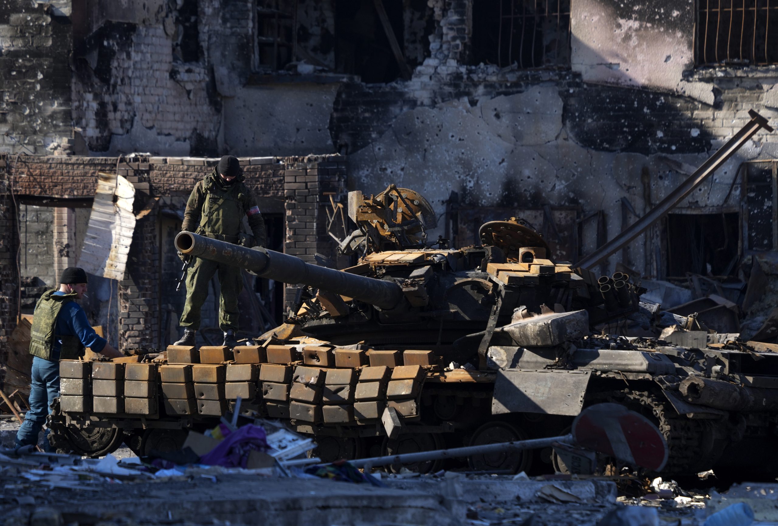 Chiến trường Ukraine: Lấy mỡ nó rán nó! – Saigon Nhỏ