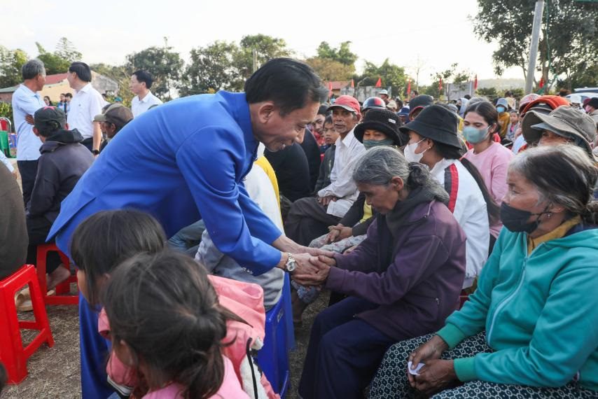 Hiệp Sĩ Đại Thánh Giá thứ 13 của Giáo Hội là người Việt Nam